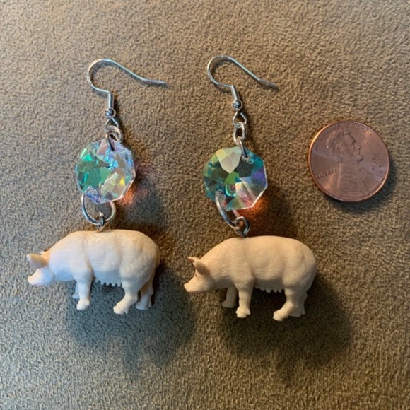 Pig dangle earrings - Picture 2 of 4